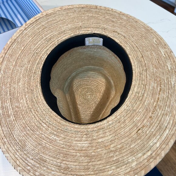 Chic Straw Hat with Teal Accent - Picture 3 of 3